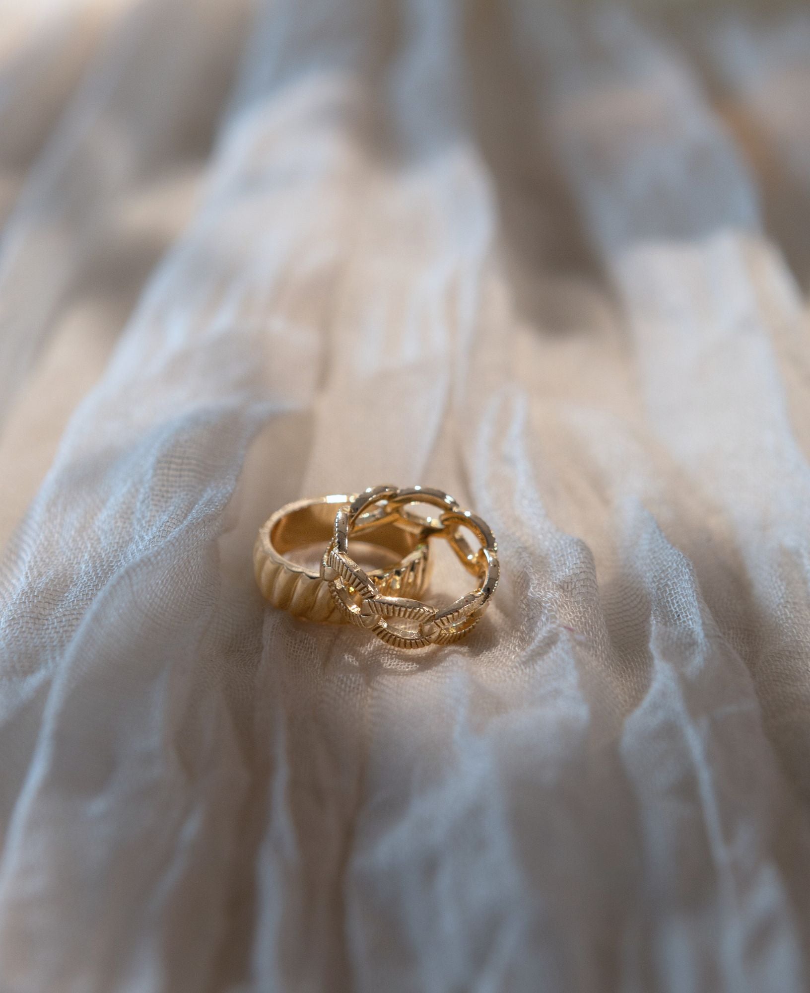 Oceane Textured Gold Chain Ring