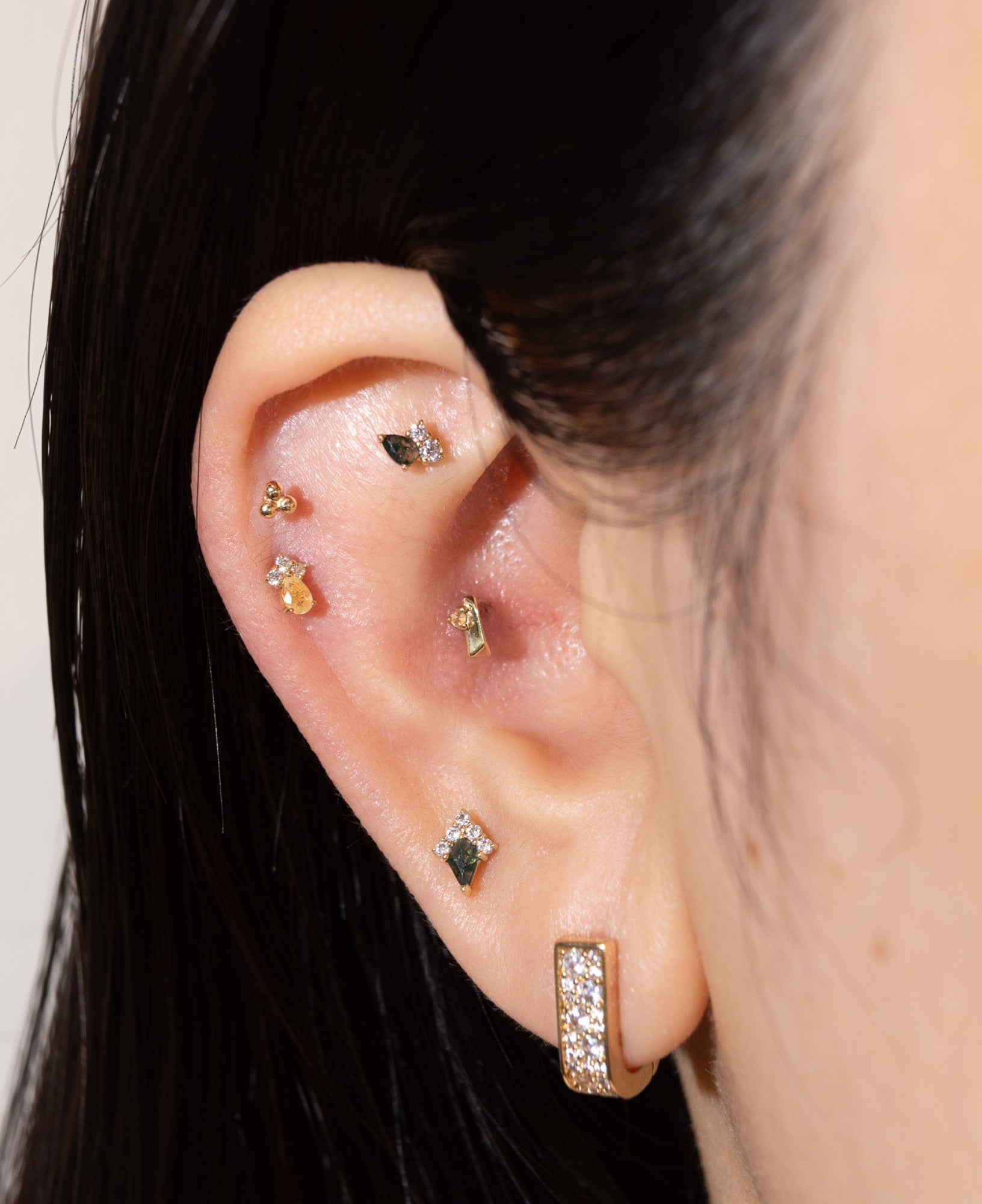 Niamh 14k Solid Gold Kite Moss Agate Flatback Stud