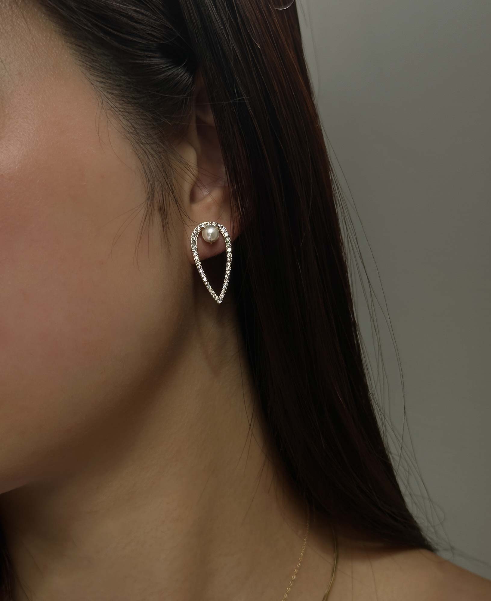 model shot of eunice pearl earrings