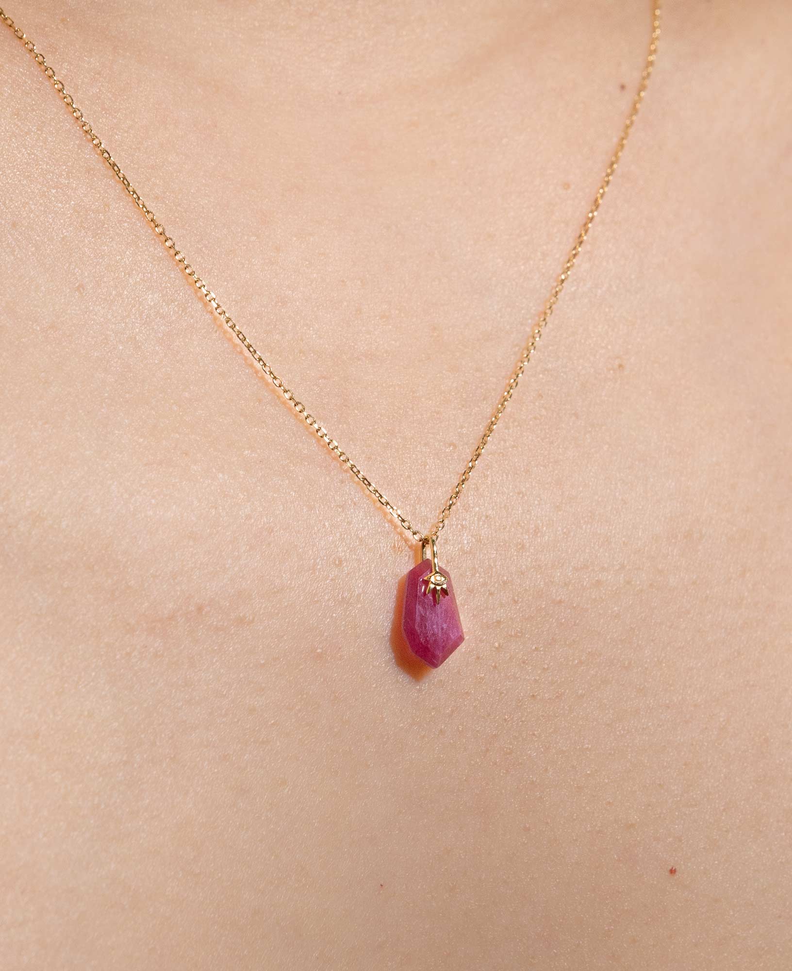 model shot of sienna ruby 14k solid gold necklace