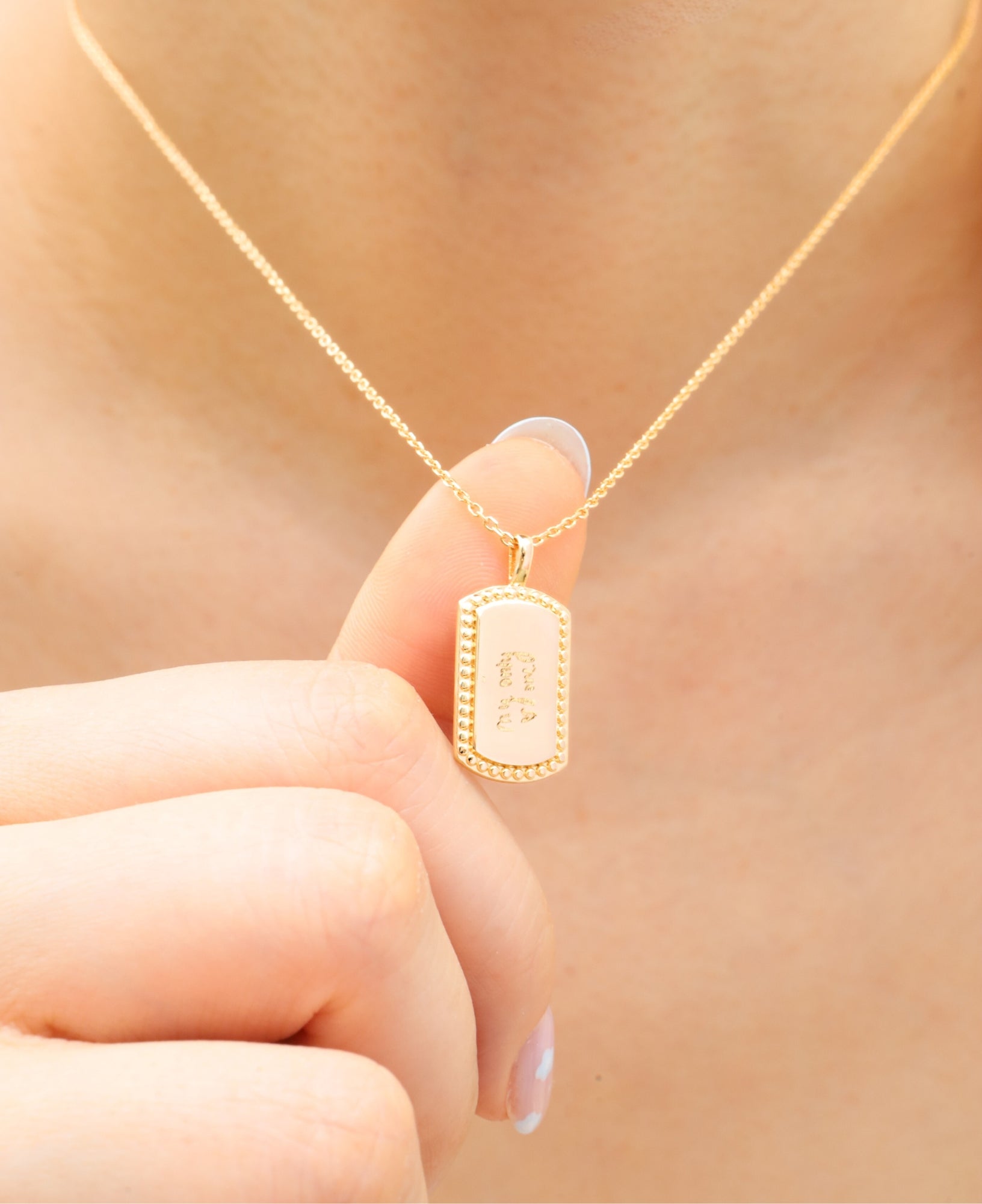 Lilah Custom Engravable 14k Gold Pendant Necklace