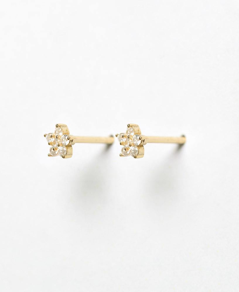 Dainty Lea Star CZ Earring Stud in Gold vermeil s925 silver side profile - sachelle collective