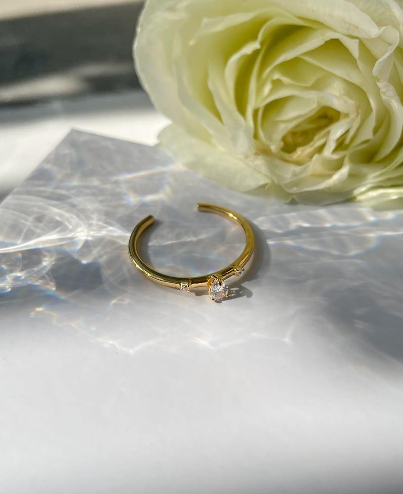 Claire Pear 14k Gold Open Dainty Ring lifestyle shot - sachelle collective
